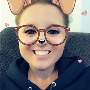 Meet your Posher, Becky